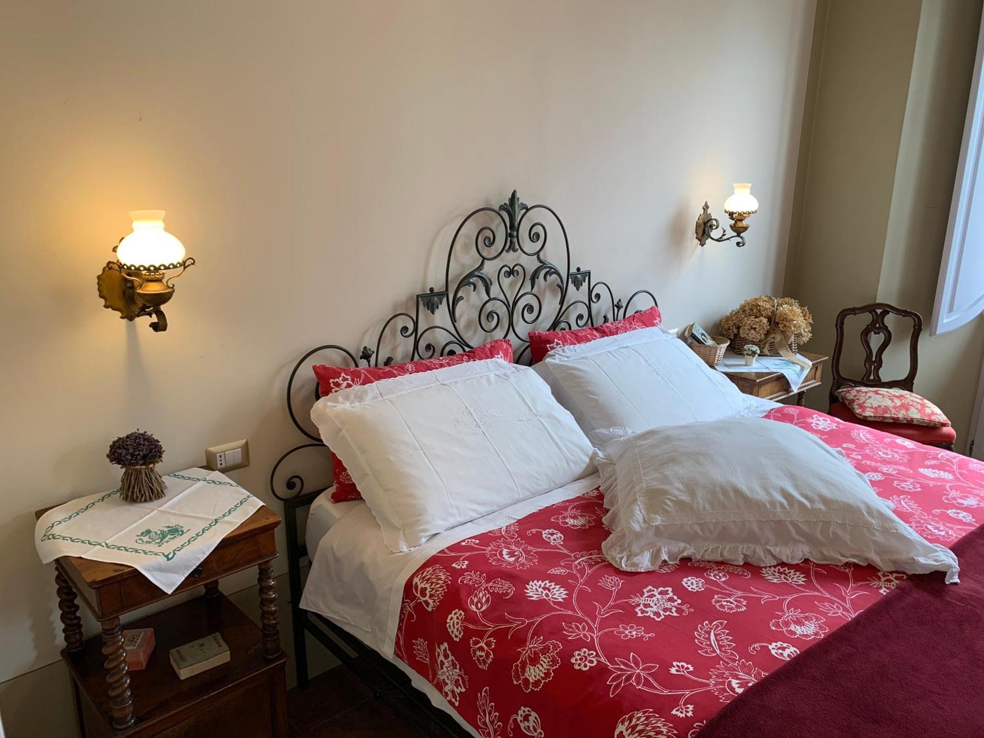 B&B Locanda Tempi Lontani Adults Only Orta San Giulio Room photo